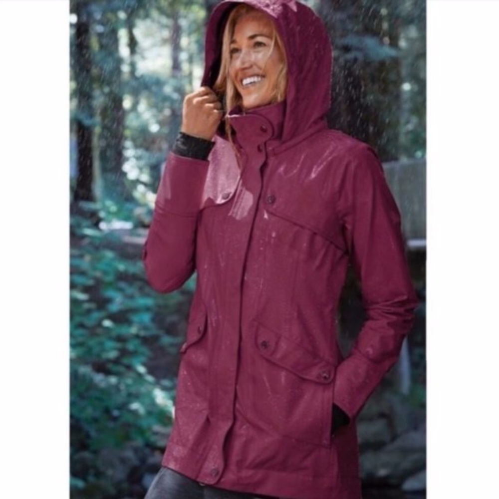 Athleta Overcast Rain Jacket/Coat, Burgundy/Maroon
